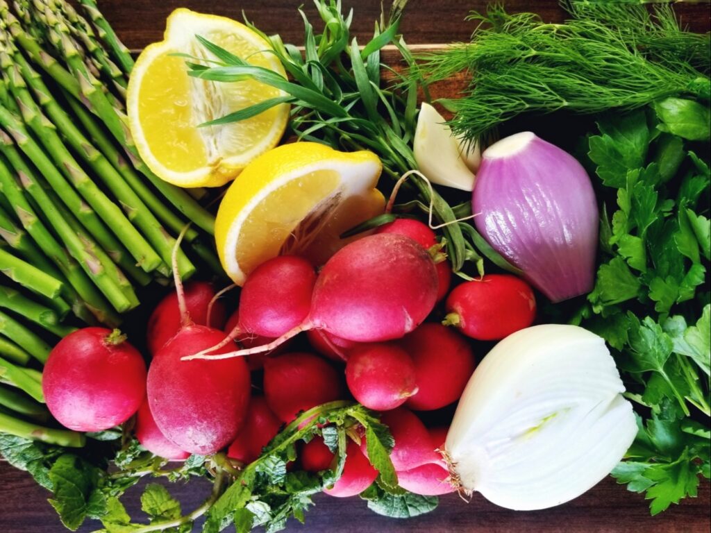 fresh-asparagus-and-radish-salad-with-herb-dressing-recipe.jpg