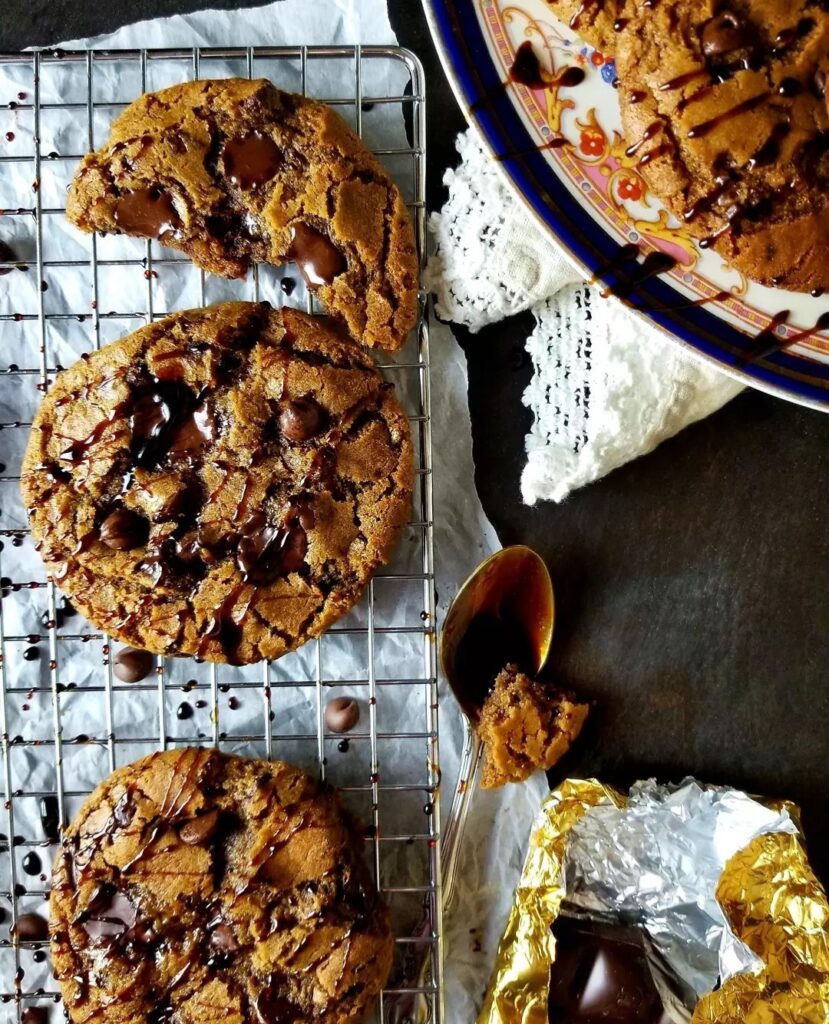 old-fashioned-chocolate-chunk-cookies-recipe.jpg