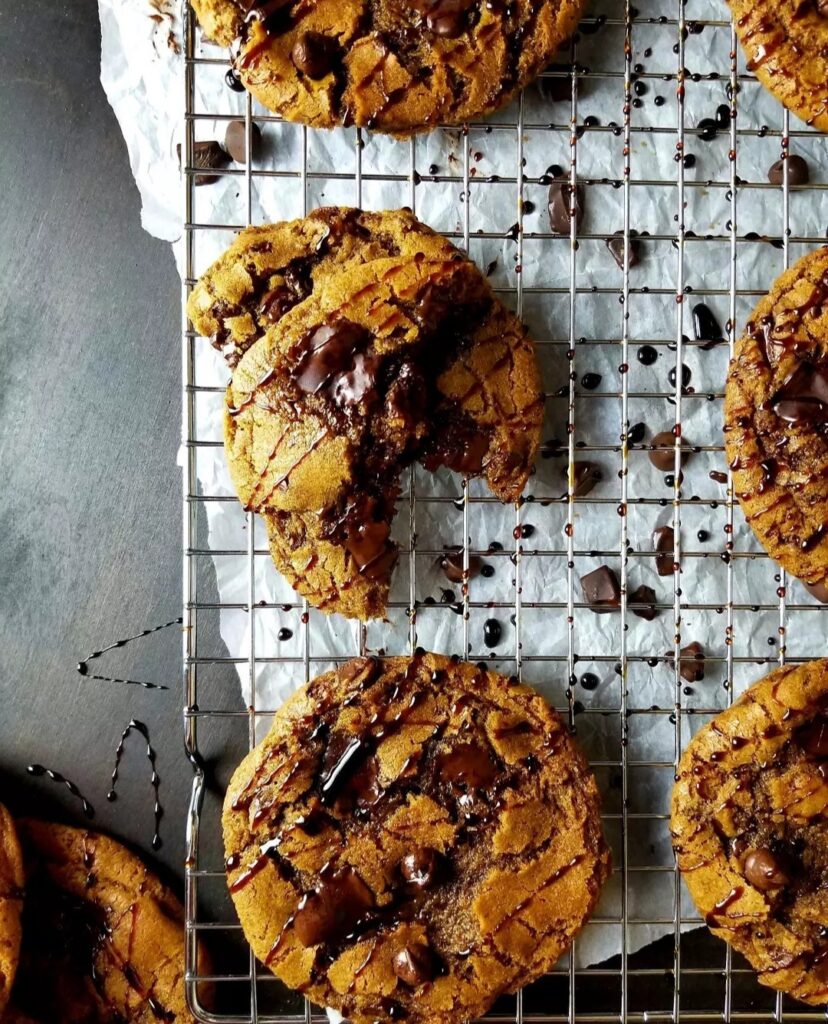 old-fashioned-chocolate-chunk-cookies-recipe.jpg